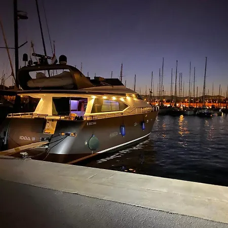 Motoryacht 21 Avec Equipage
