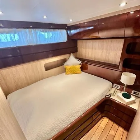 Motoryacht 21 Avec Equipage