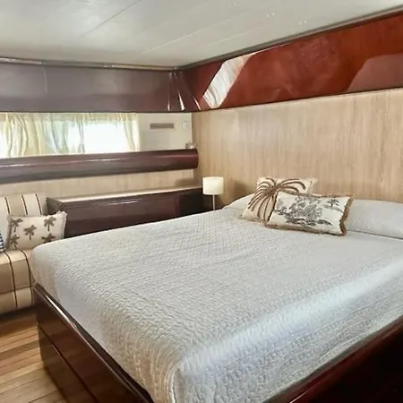 Botel Motoryacht 21 Avec Equipage