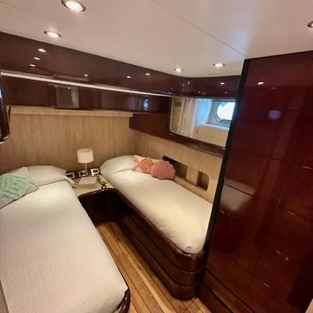 Motoryacht 21 Avec Equipage Barcelona