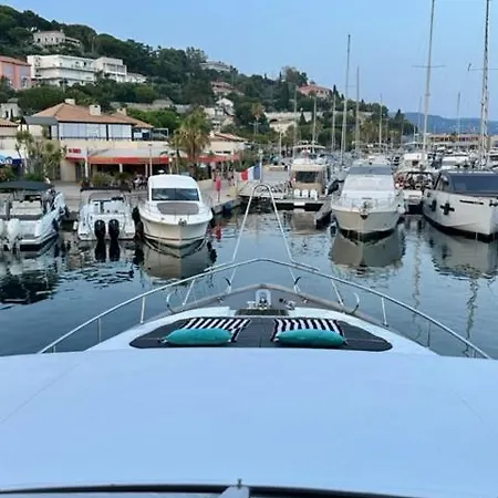 Botel Motoryacht 21 Avec Equipage