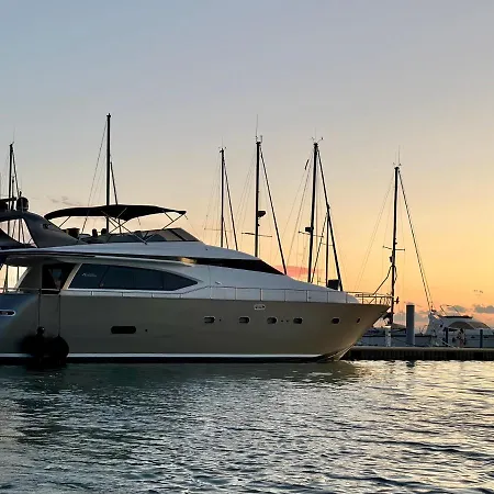 Botel Motoryacht 21 Avec Equipage