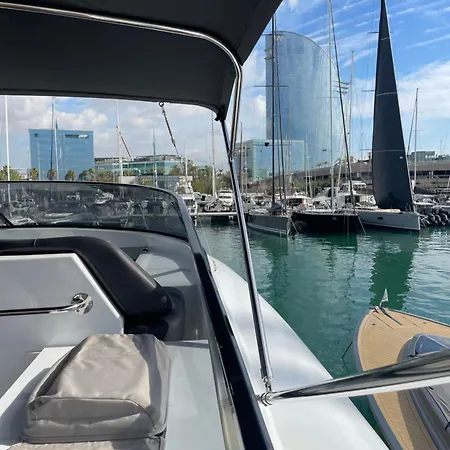 Motoryacht 21 Avec Equipage * Barcelona