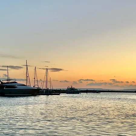 Motoryacht 21 Avec Equipage Botel